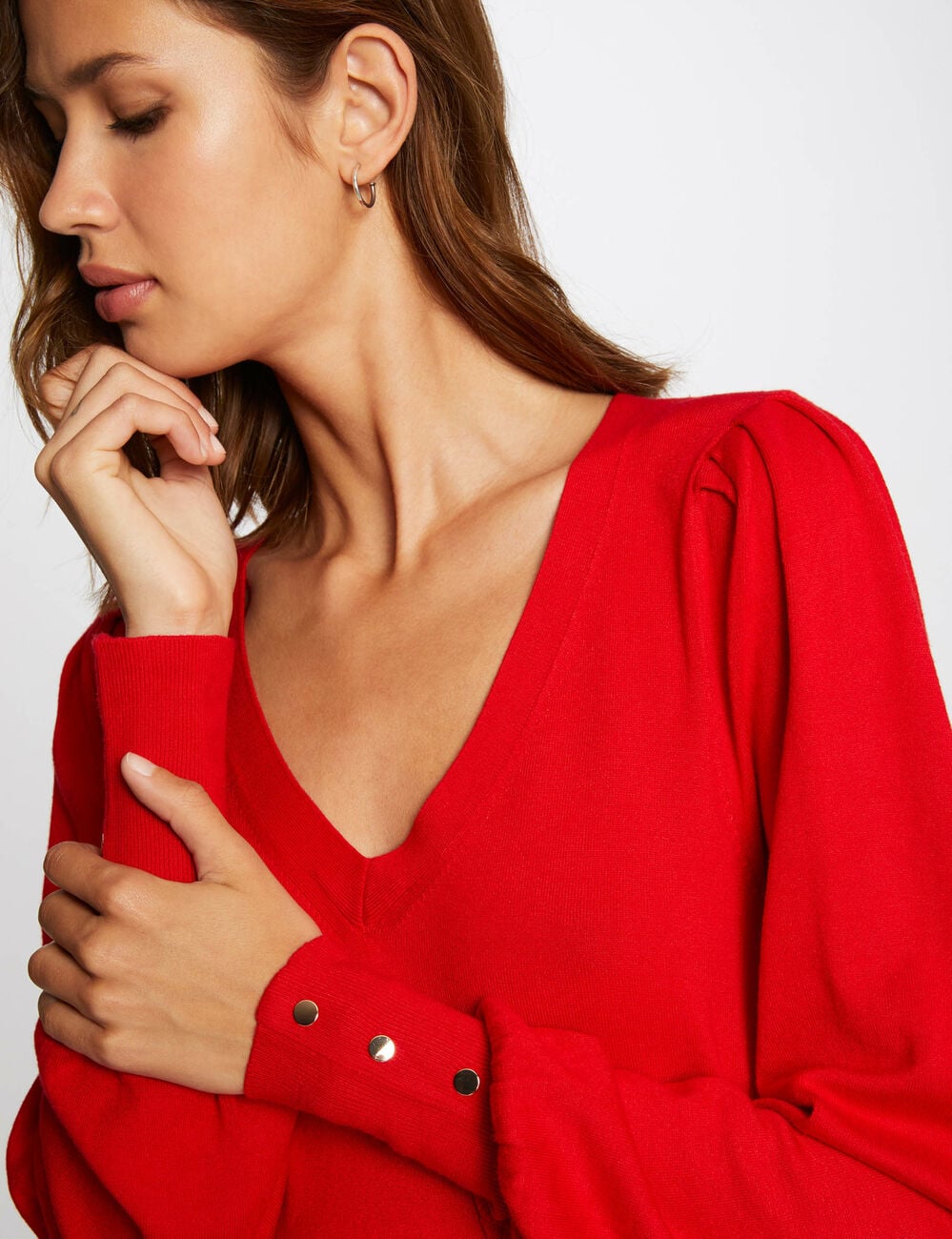 Pull manches longues avec col en V rouge femme
