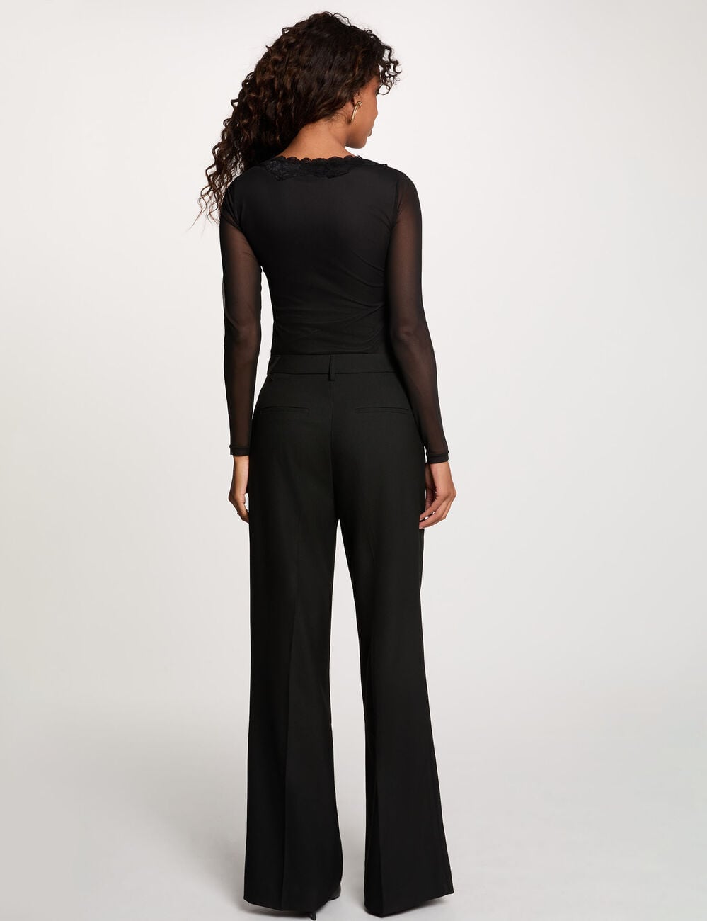 Top dentelle col v noir femme
