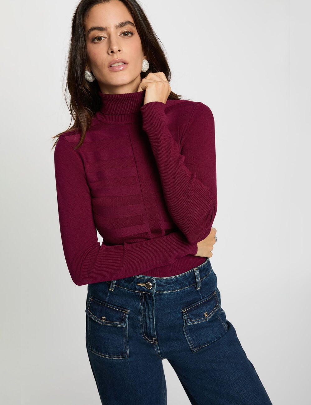 Pull col roul&eacute; ajust&eacute; prune femme