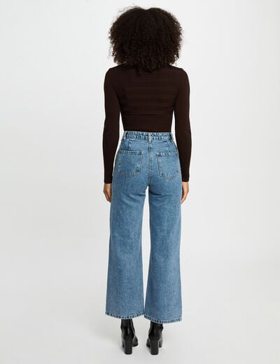 Pull col roul&eacute; ajust&eacute; marron fonc&eacute; femme