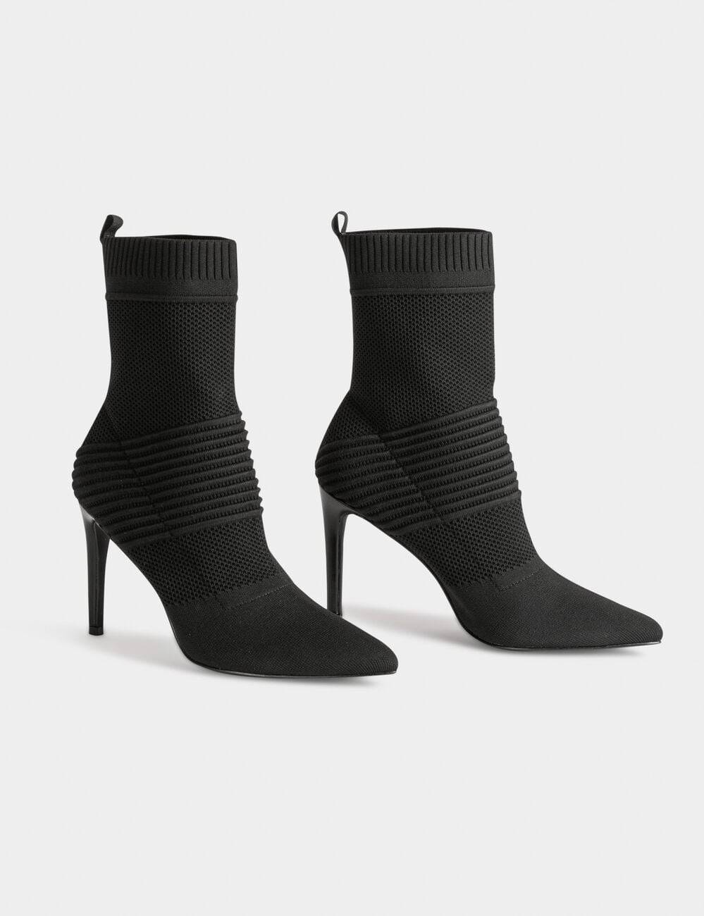 Bottines &agrave; talons aiguilles noir femme
