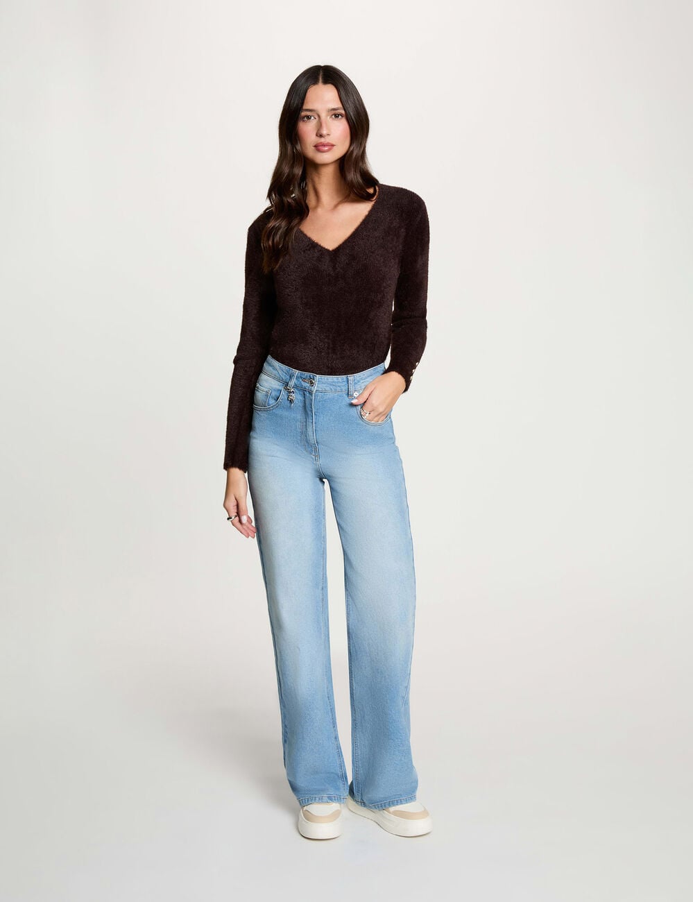 Pull col v manches longues marron fonc&eacute; femme