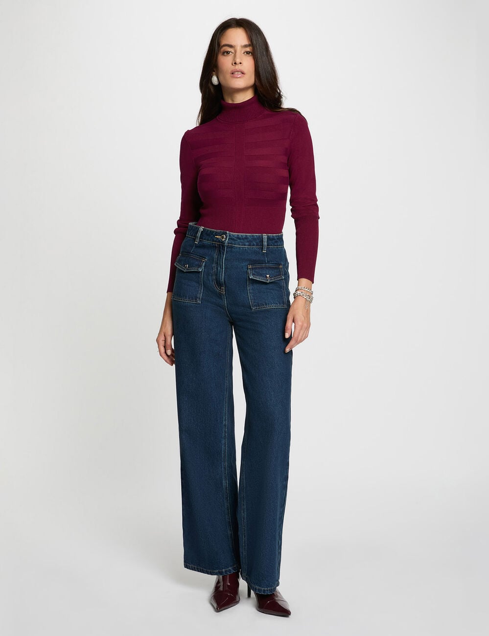 Pull col roul&eacute; ajust&eacute; prune femme