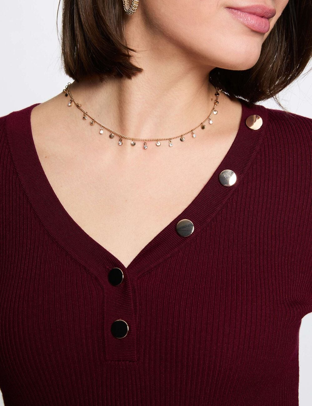 Pull col v ajust&eacute; bordeaux femme
