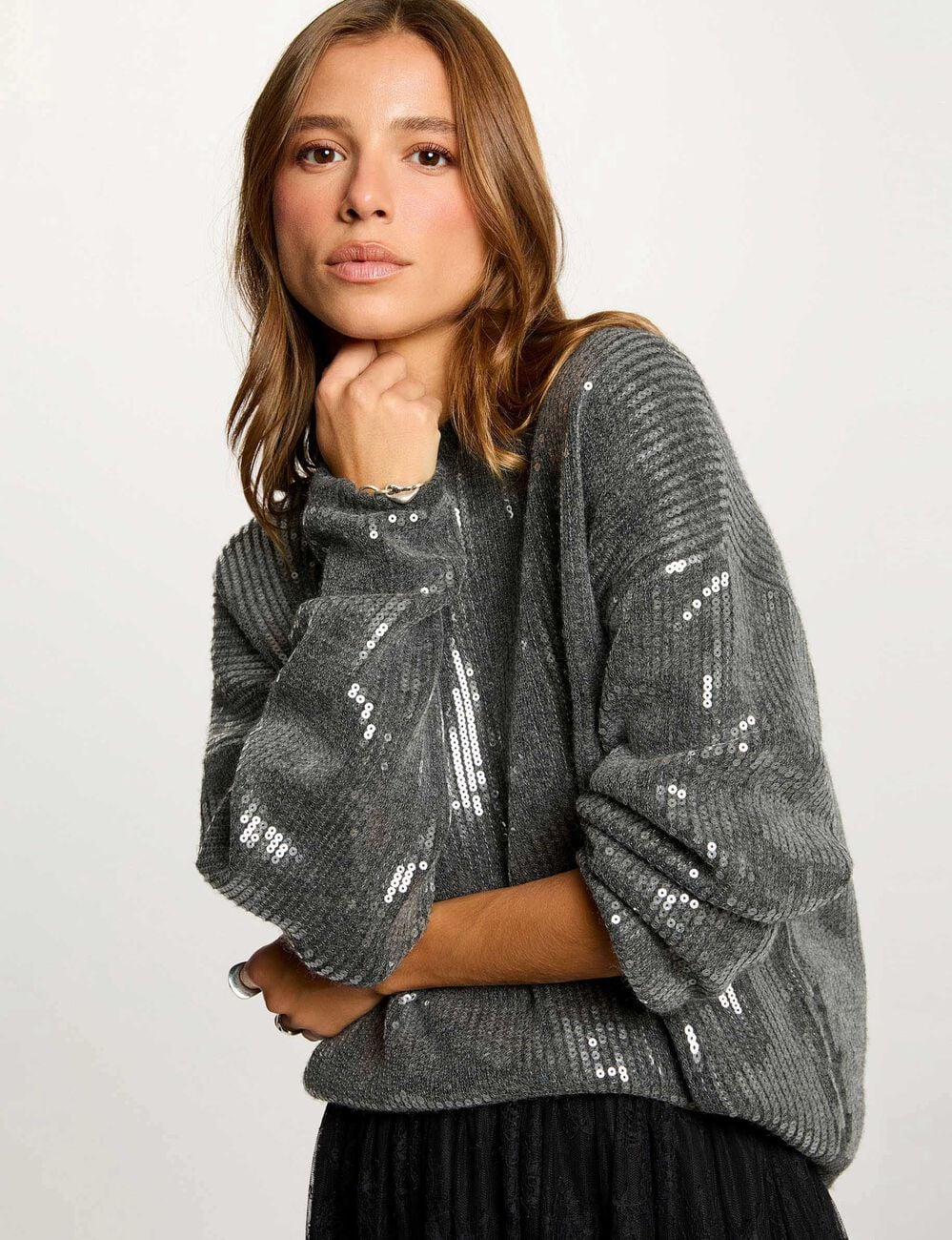 Pull sequins col rond gris fonc&eacute; femme