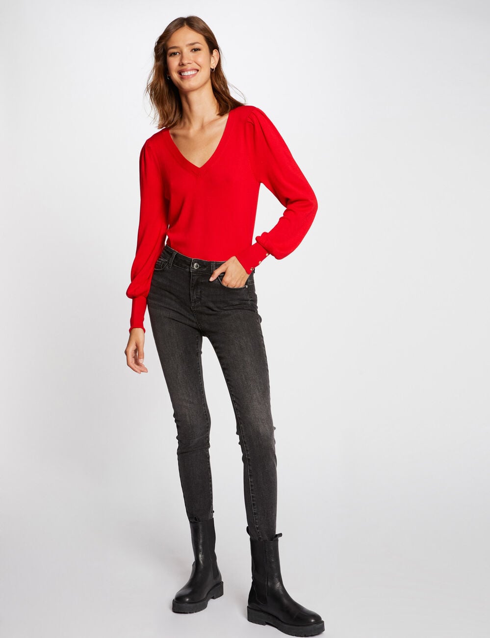 Pull manches longues avec col en V rouge femme
