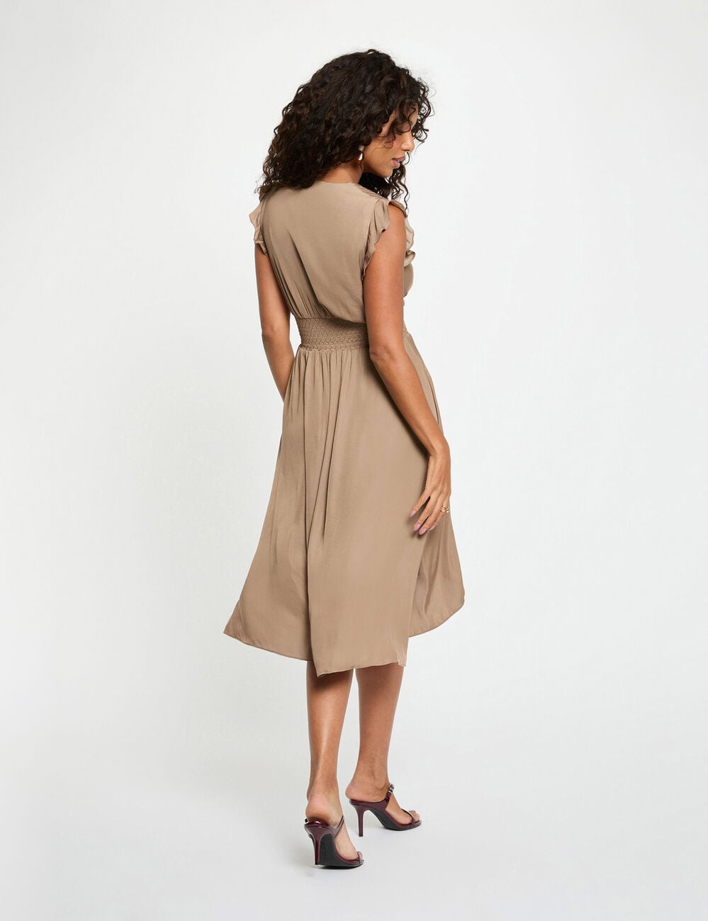 Robe droite fluide sans manches taupe femme