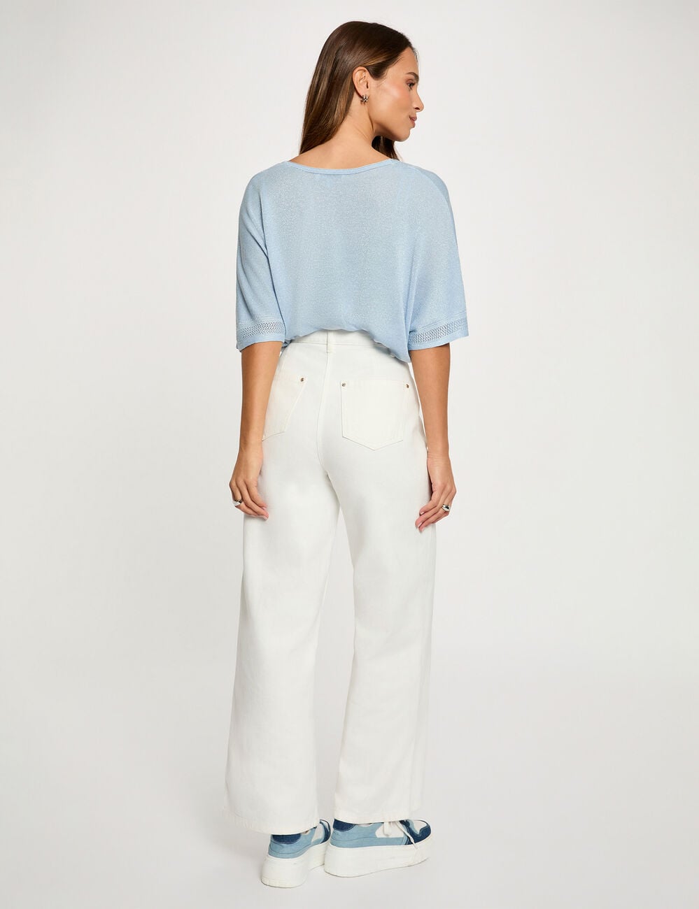 Pull col en V manches courtes bleu ciel femme