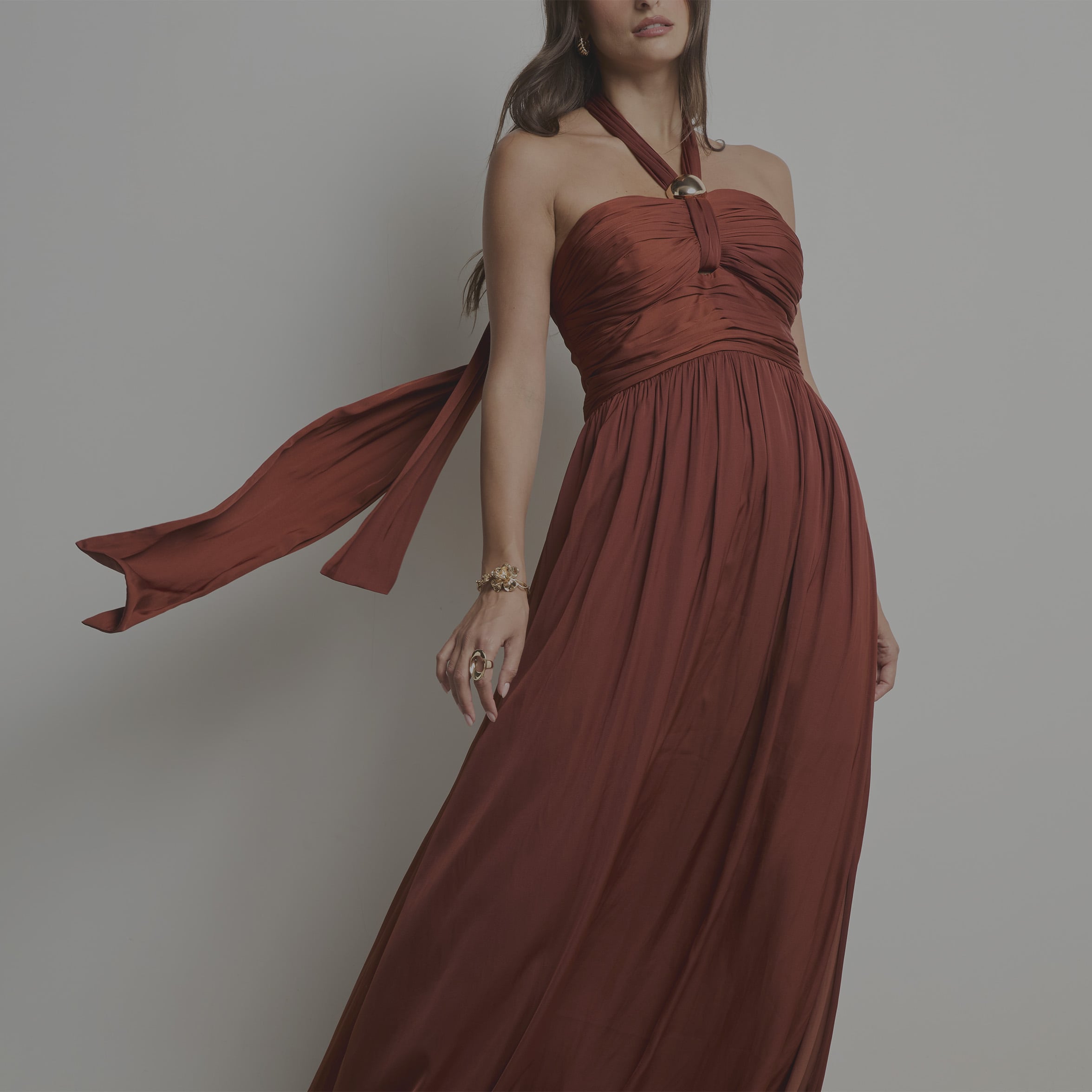 Couleurs c&eacute;r&eacute;monie femme invit&eacute;e