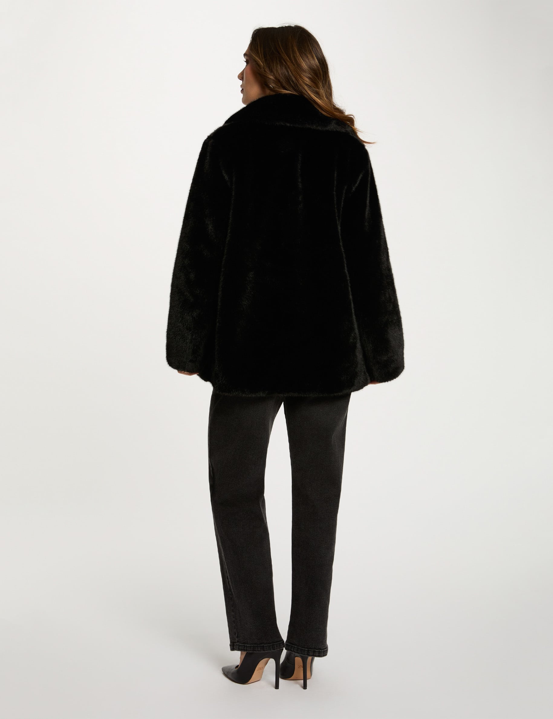 Manteau droit fausse fourrure noir femme