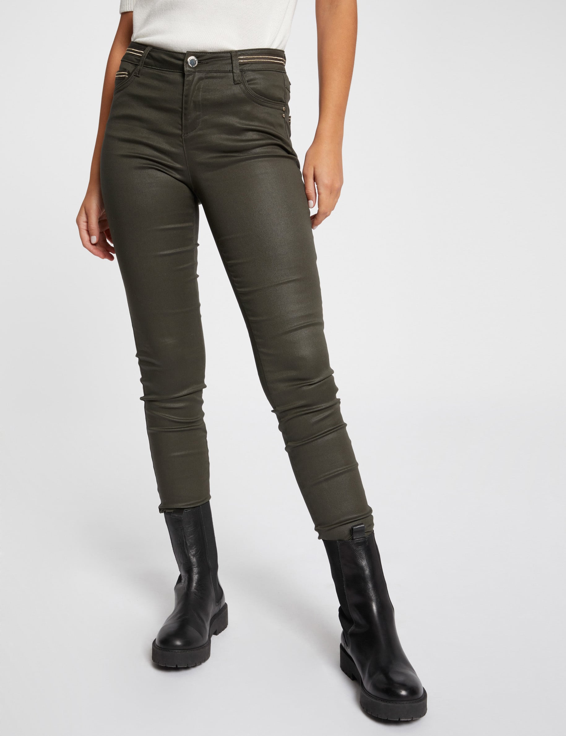 Pantalon slim enduit vert fonc&eacute; femme