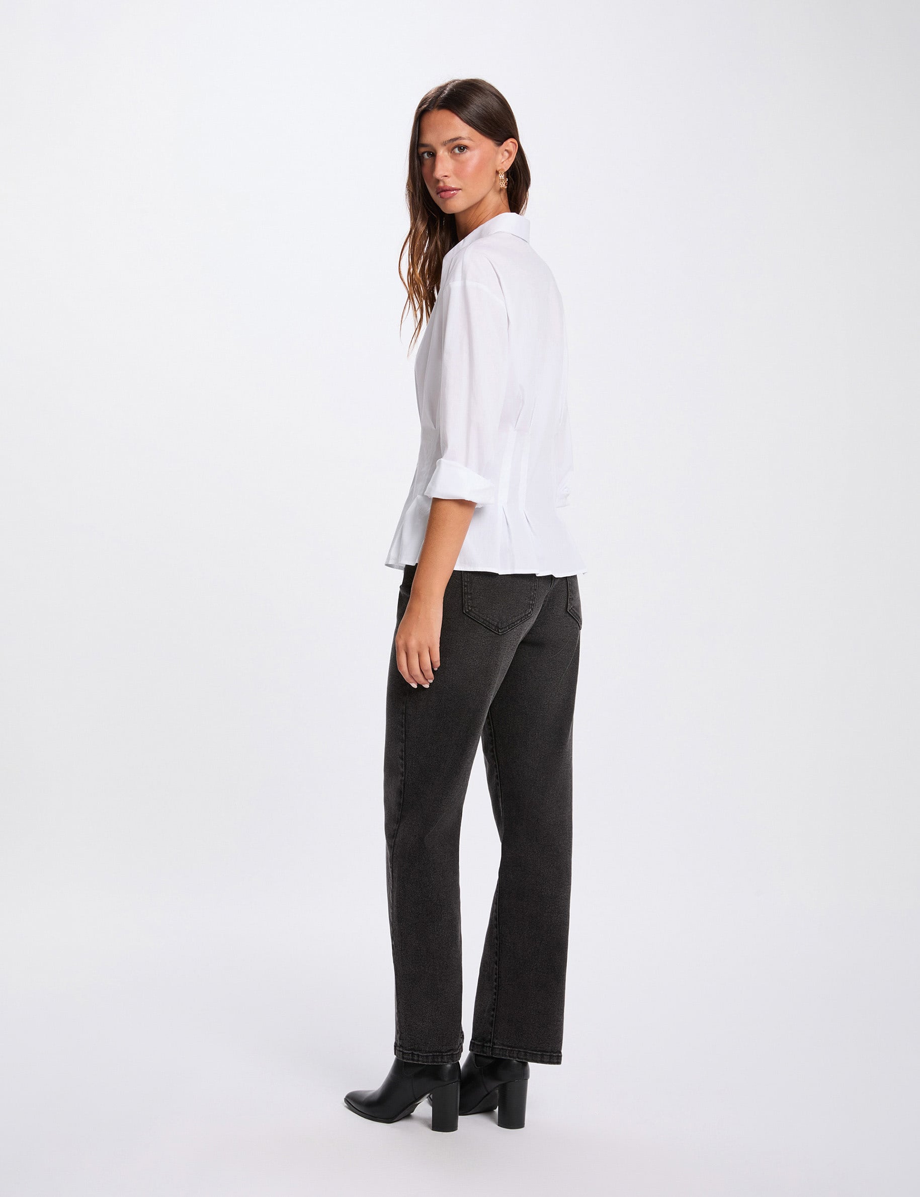 Chemise cintr&eacute;e col &agrave; revers blanc femme