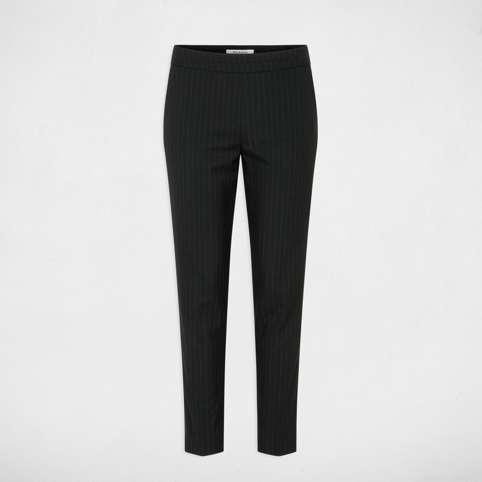 Pantalon slim 7/8 noir femme