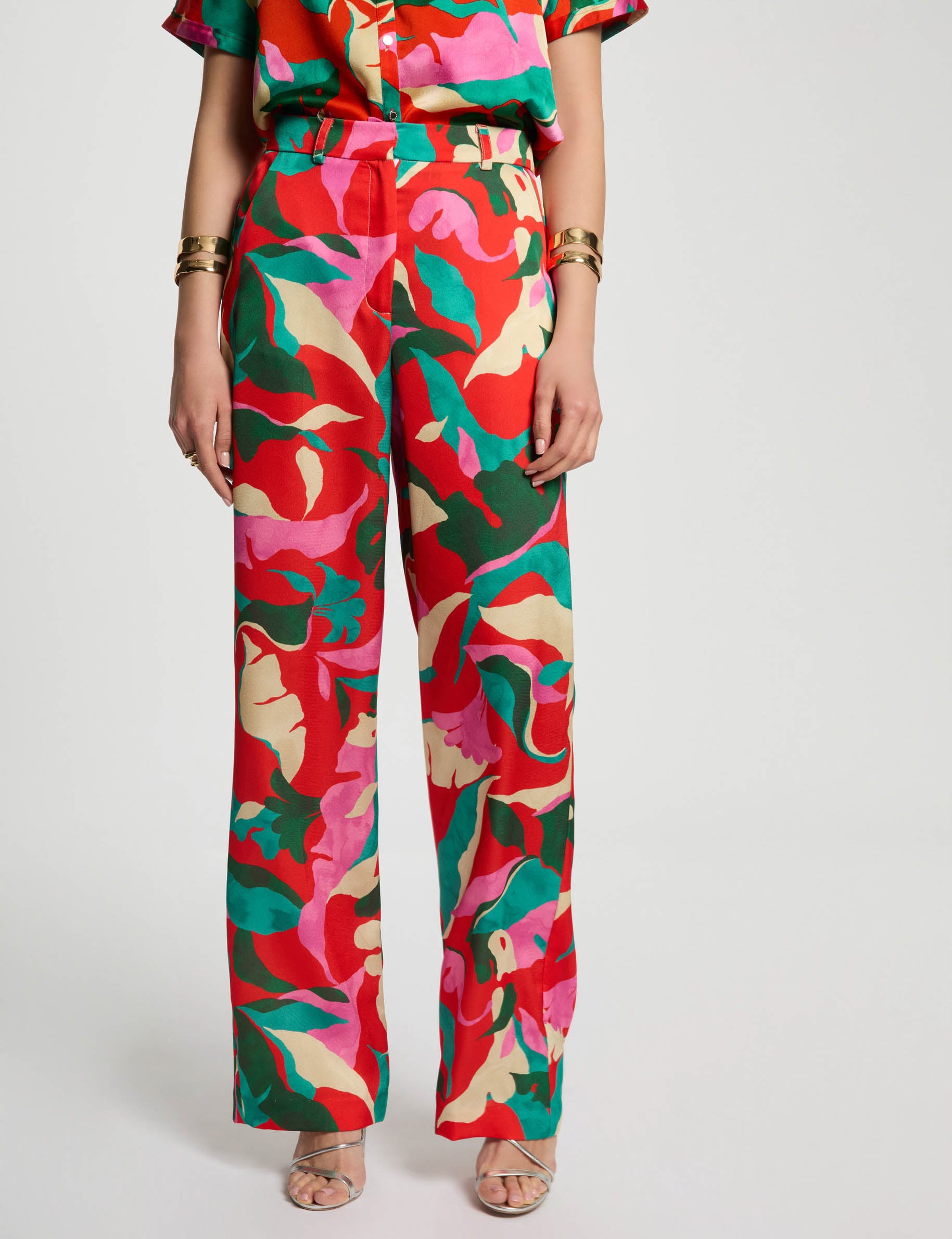 Pantalon droit imprim&eacute; multicolore femme