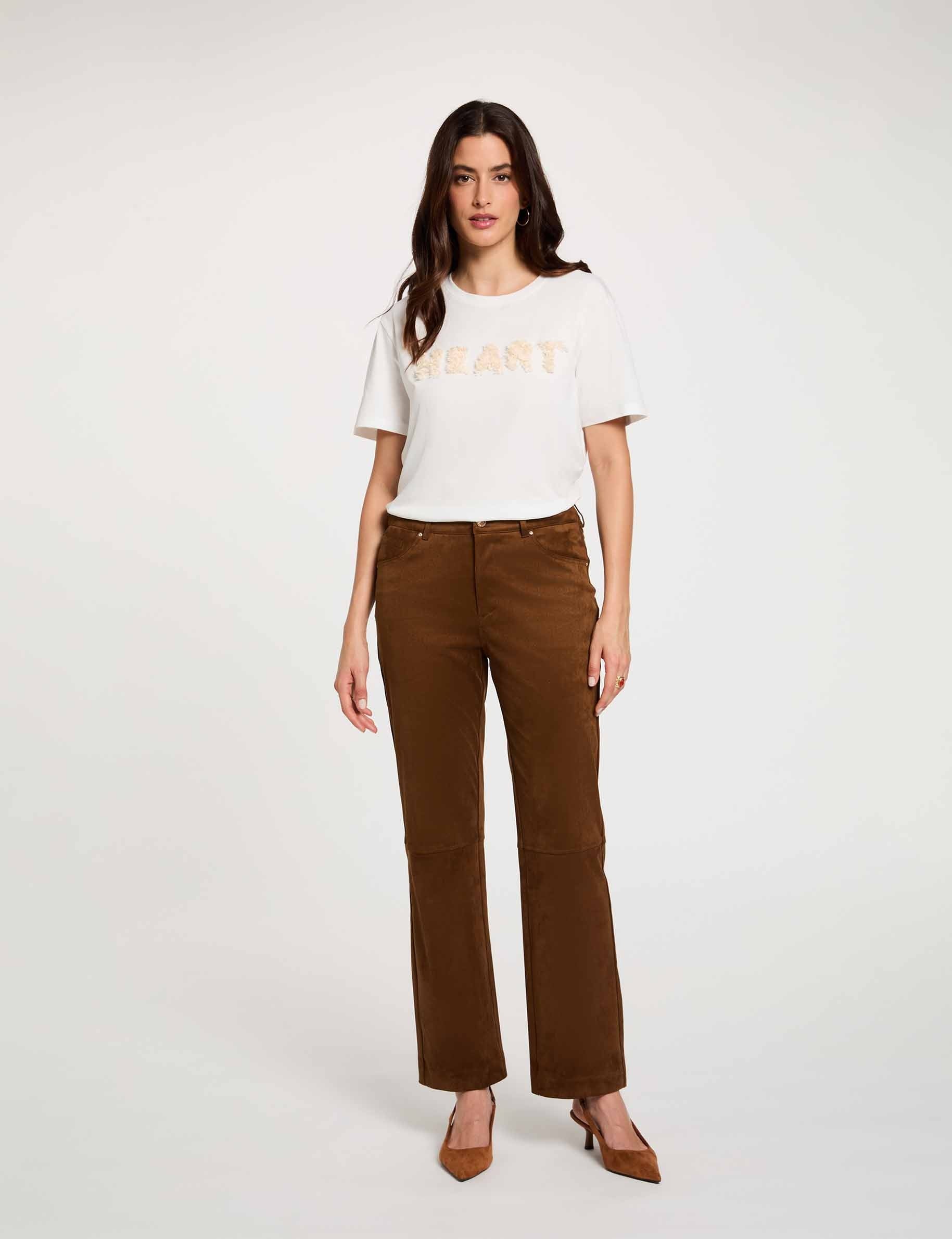 T-shirt broderie en relief blanc femme