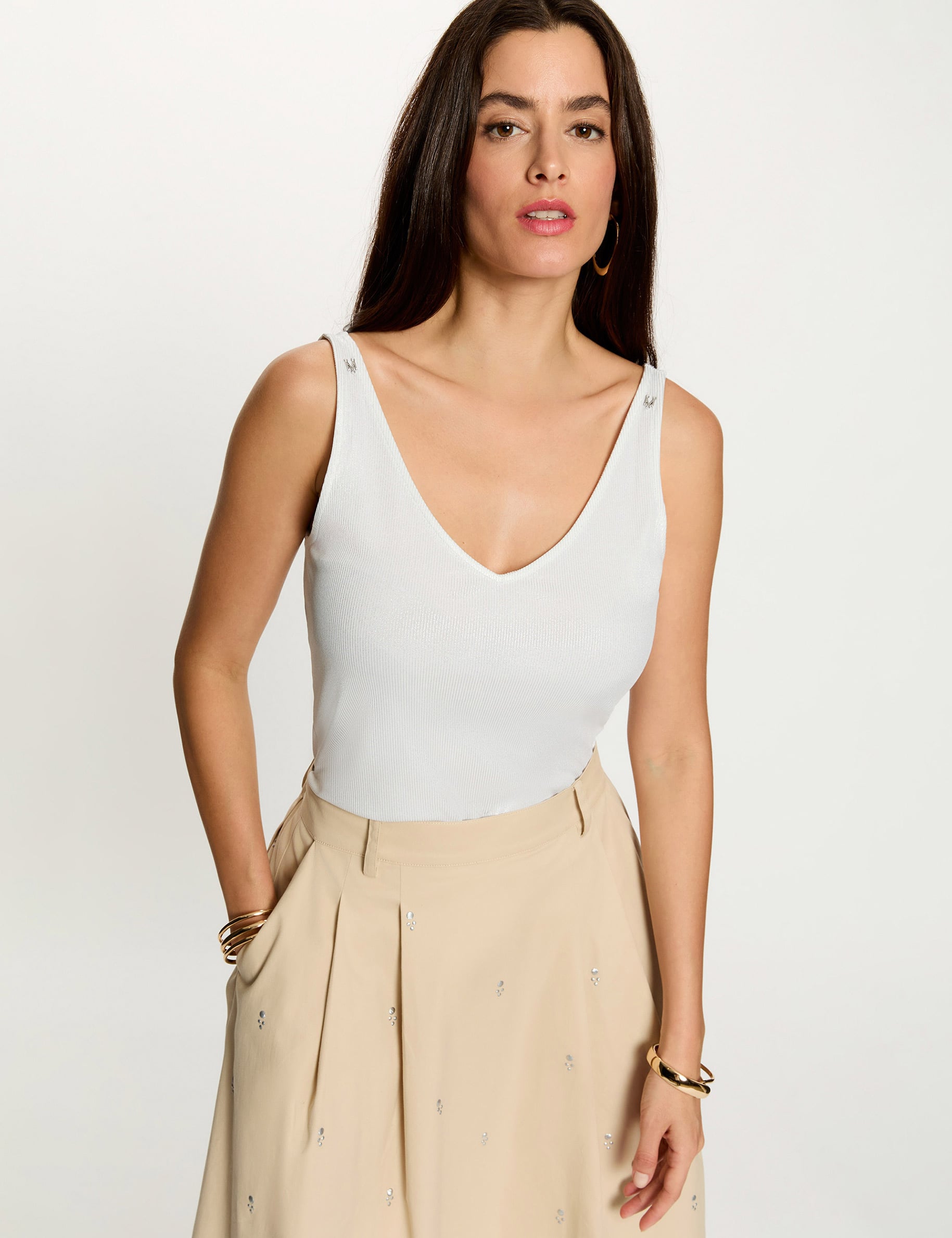 D&eacute;bardeur brillant col v blanc femme