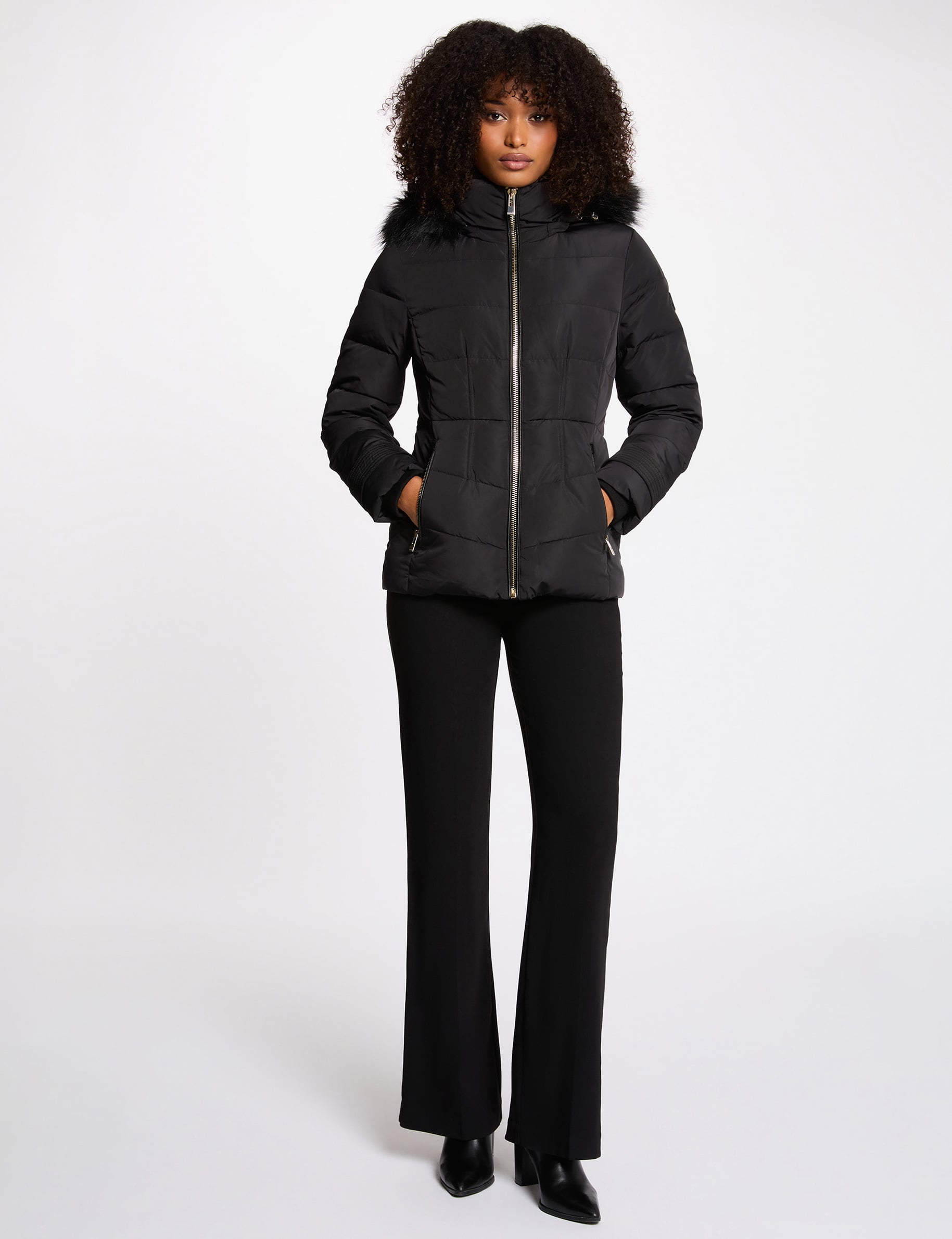 Doudoune courte ajust&eacute;e noir femme