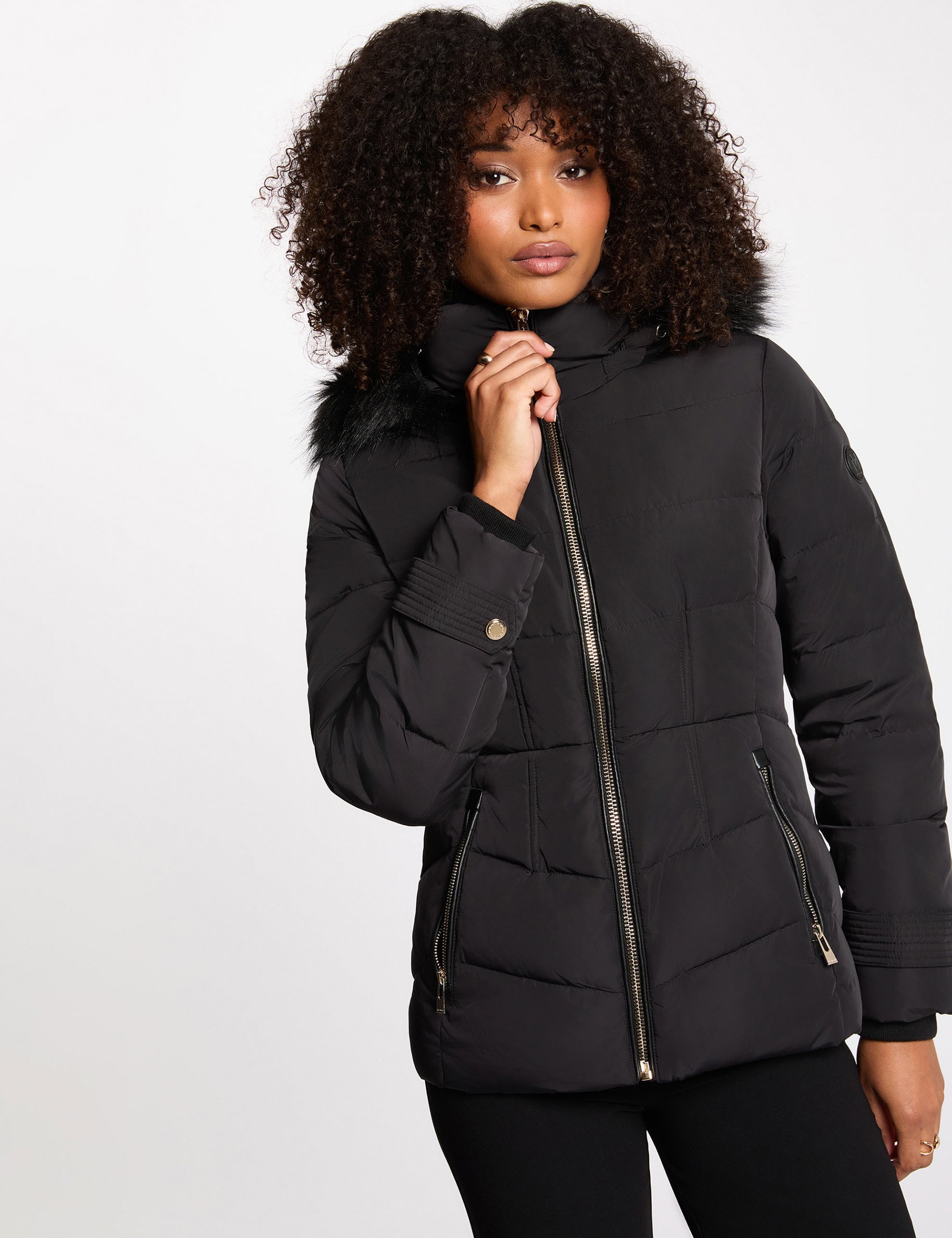 Doudoune courte ajust&eacute;e noir femme