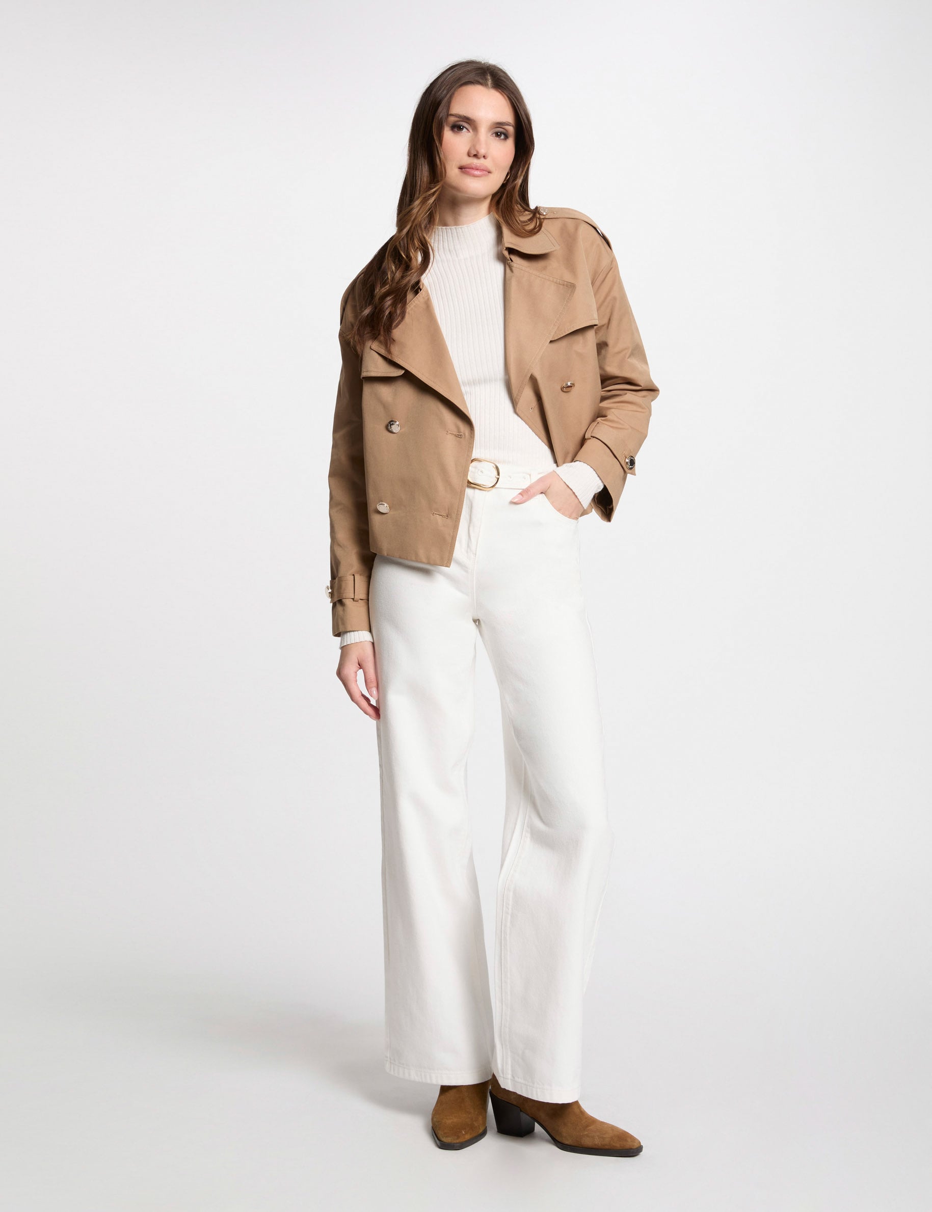 Jeans jambe large ceintur&eacute; blanc femme
