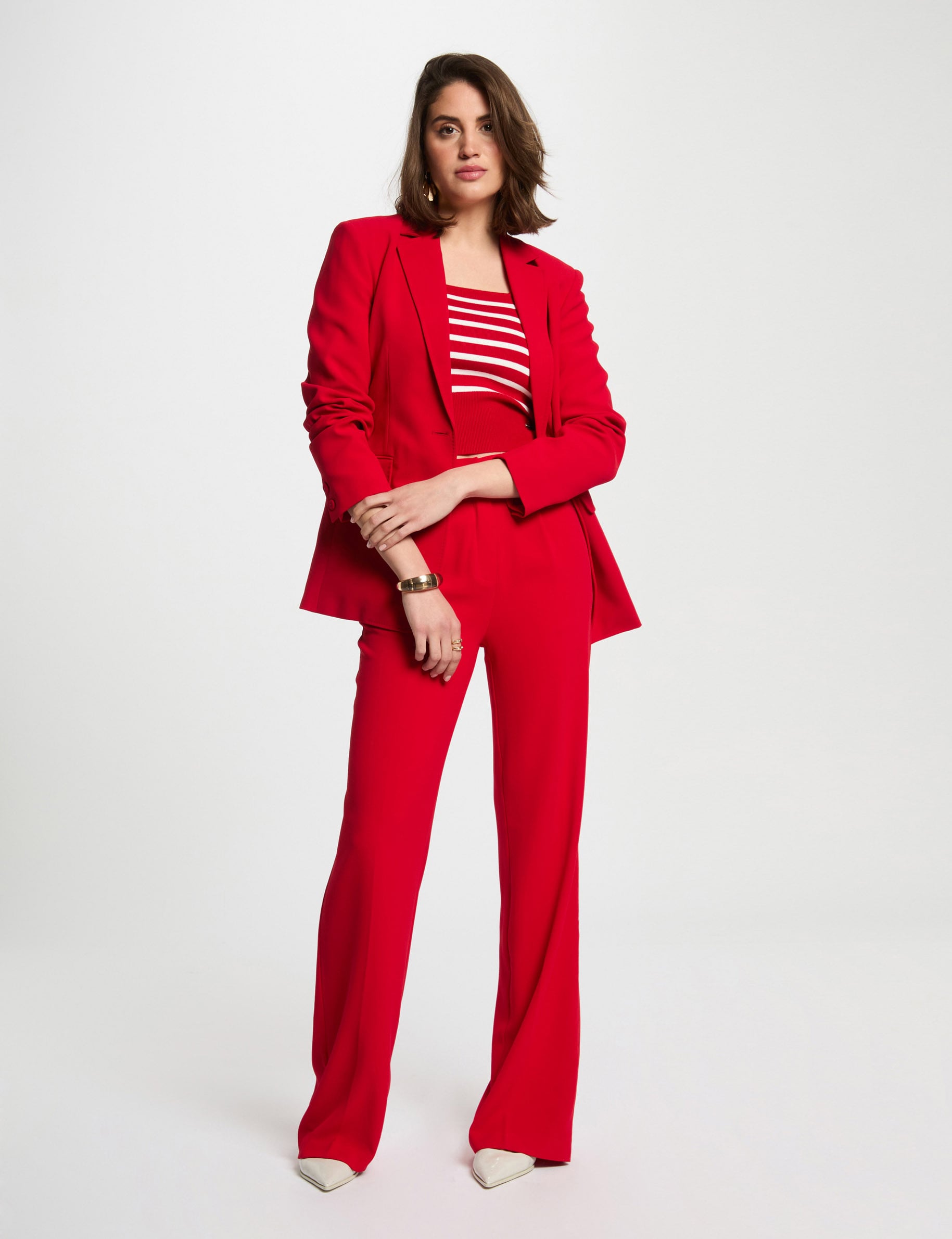 Blazer cintr&eacute; boutonn&eacute; rouge femme