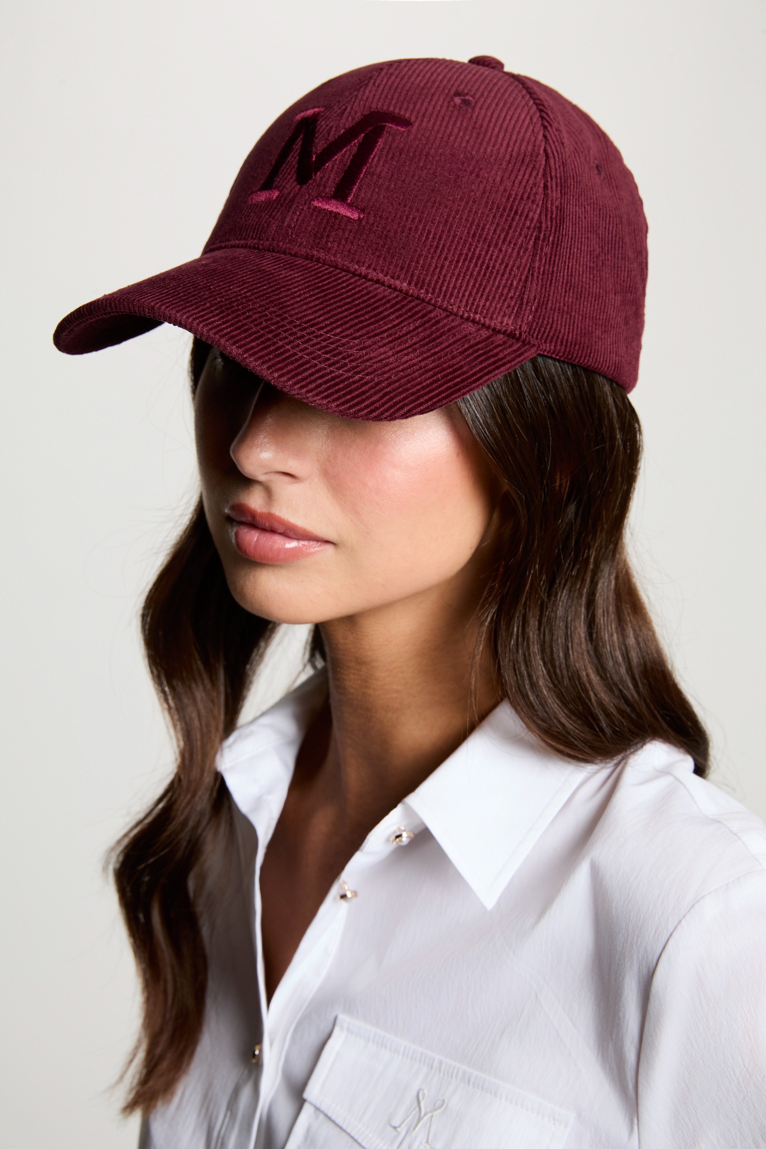 Casquette velours c&ocirc;tel&eacute; prune femme