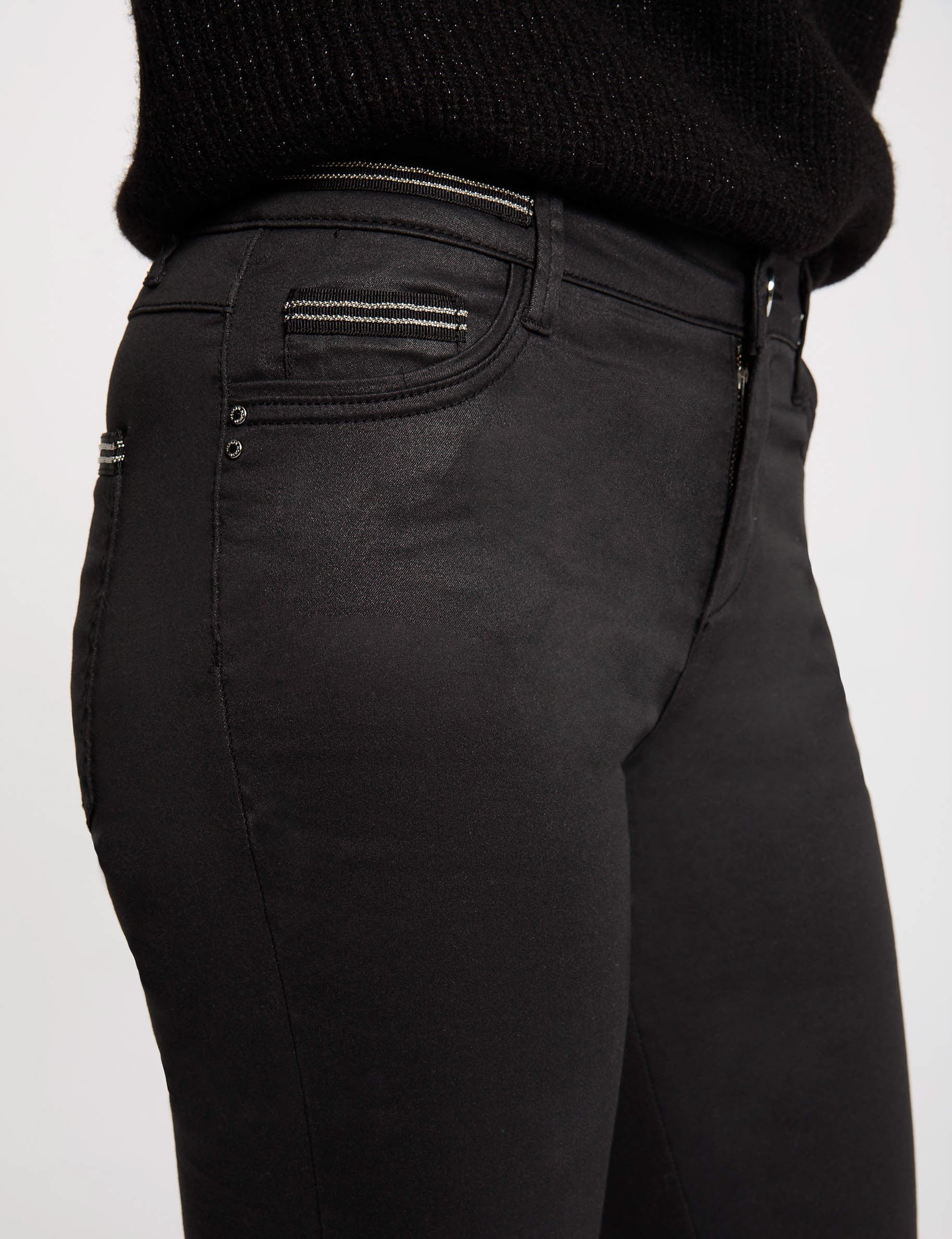 Pantalon slim enduit noir femme