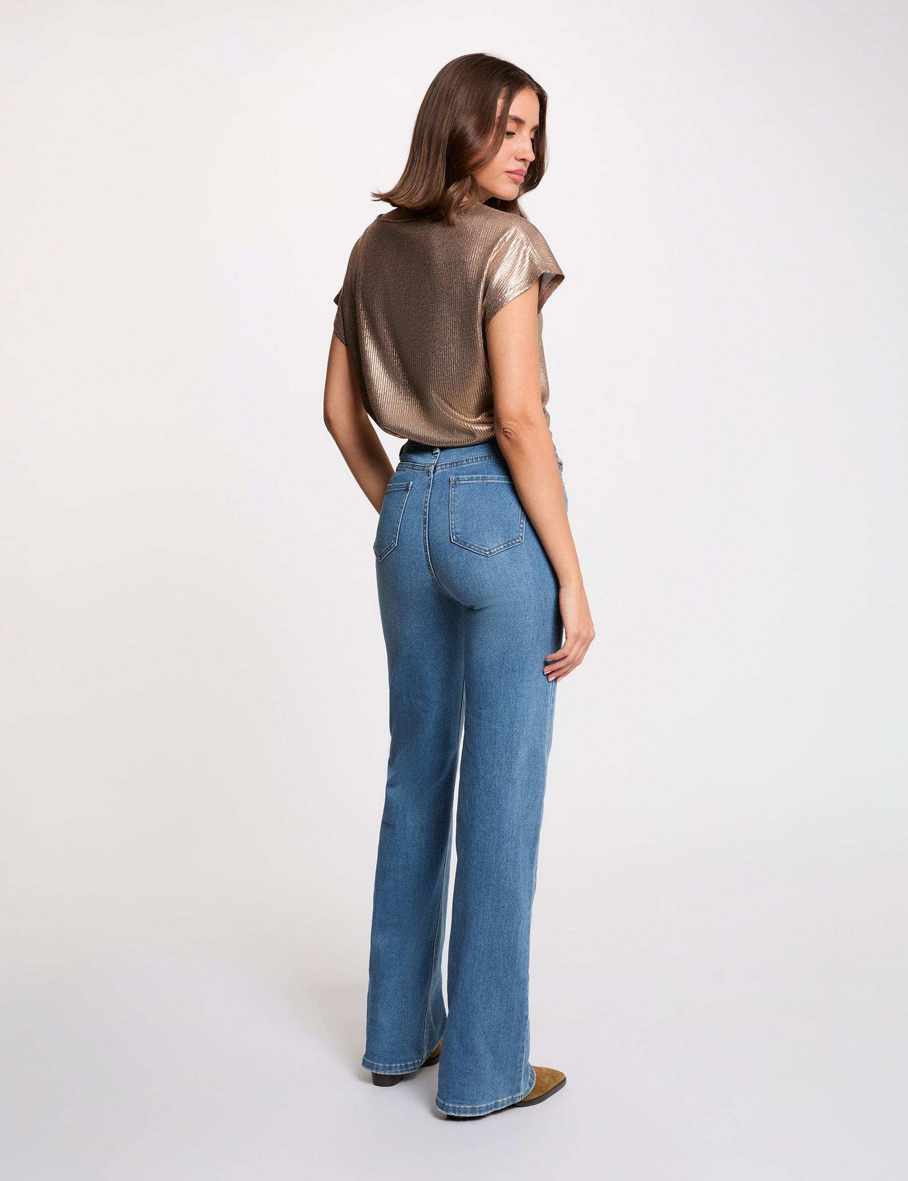 T-shirt col v c&ocirc;tel&eacute; couleur bronze femme
