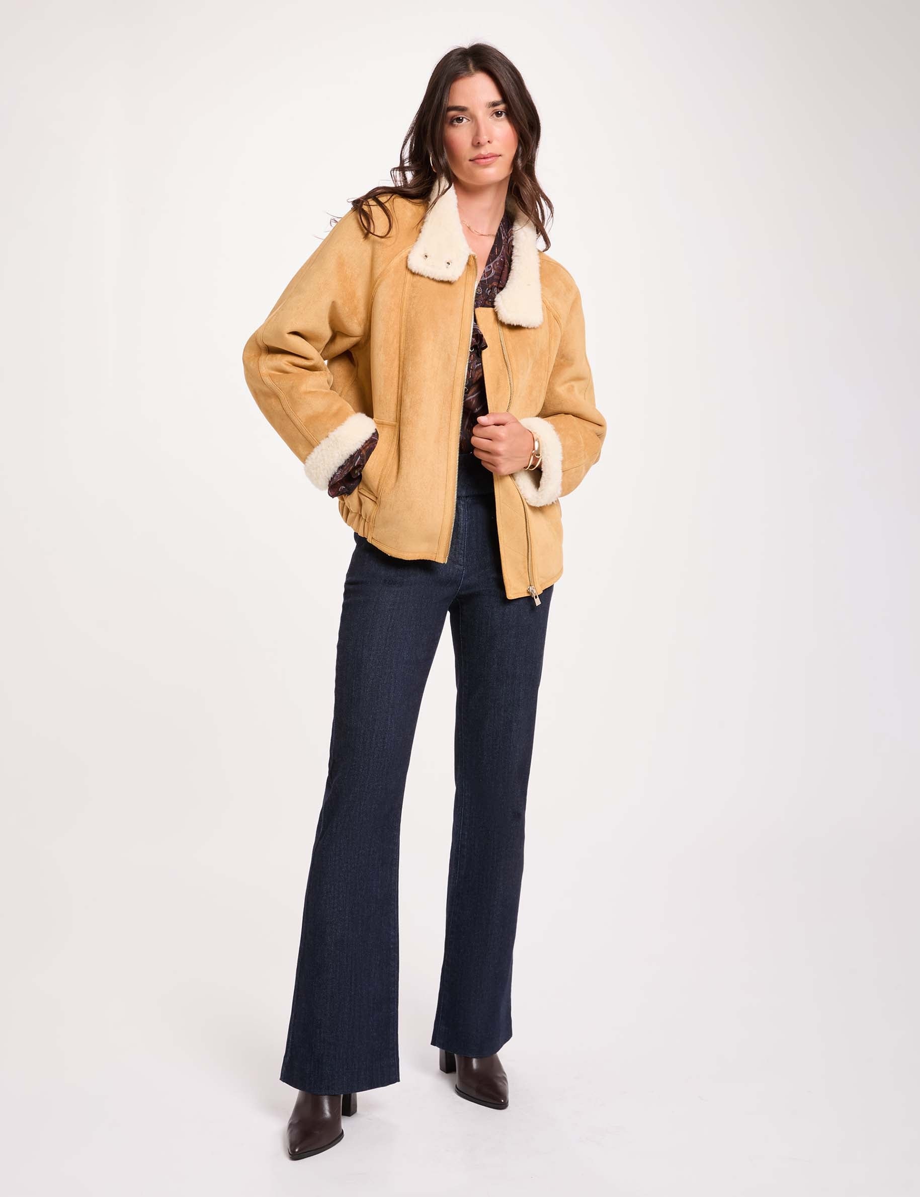 Blouson su&eacute;dine col montant camel femme