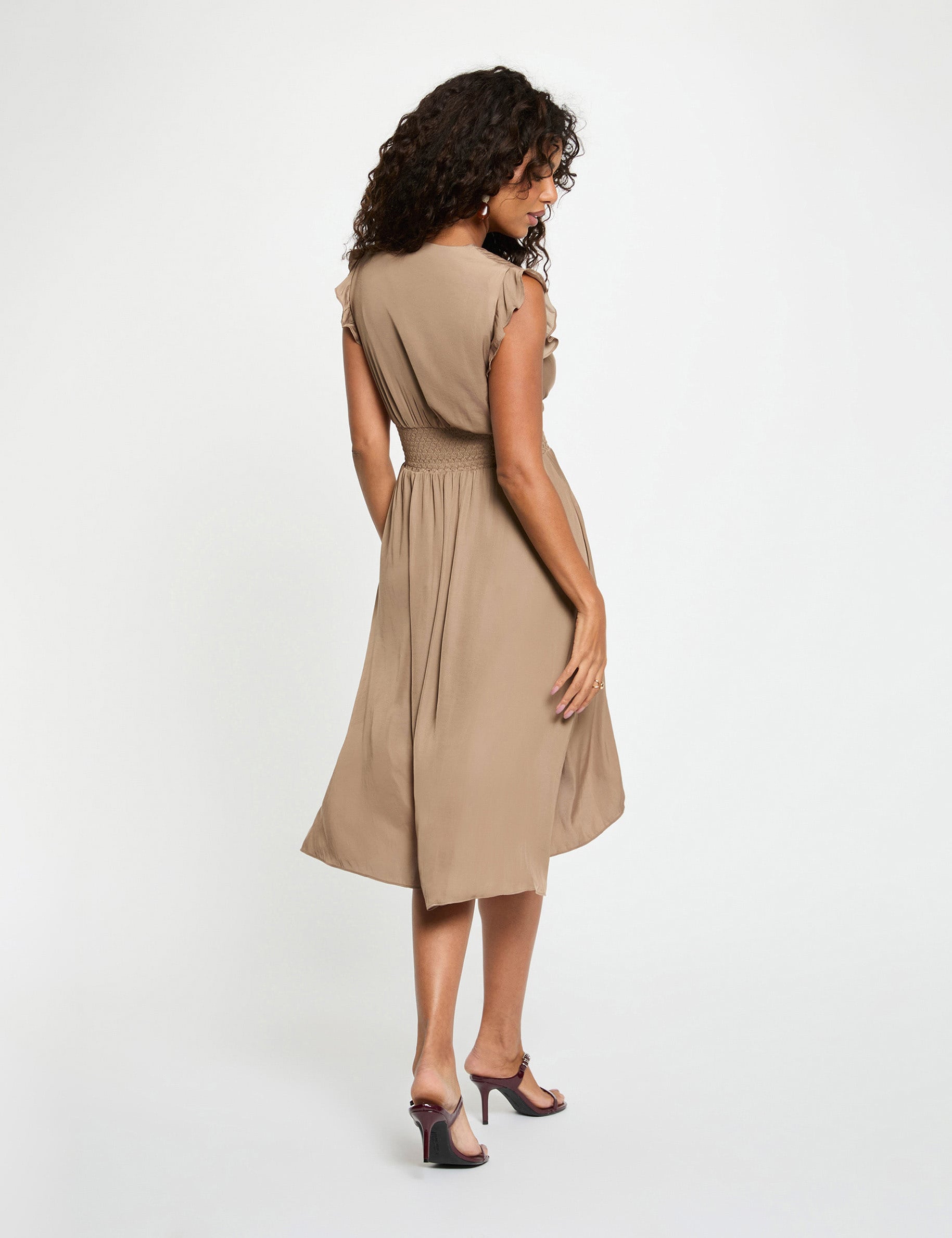 Robe droite fluide sans manches taupe femme