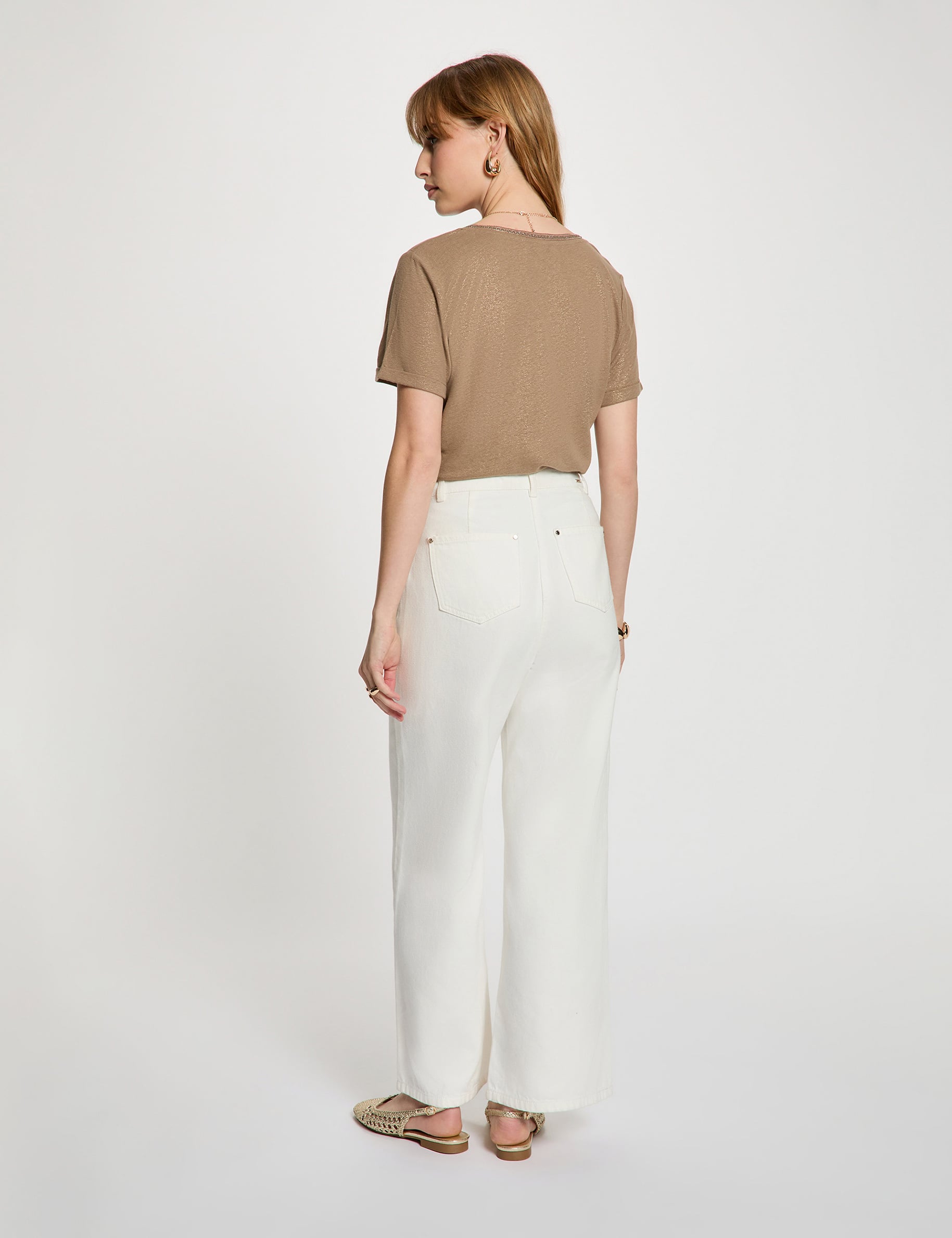 T-shirt col v perl&eacute; taupe femme