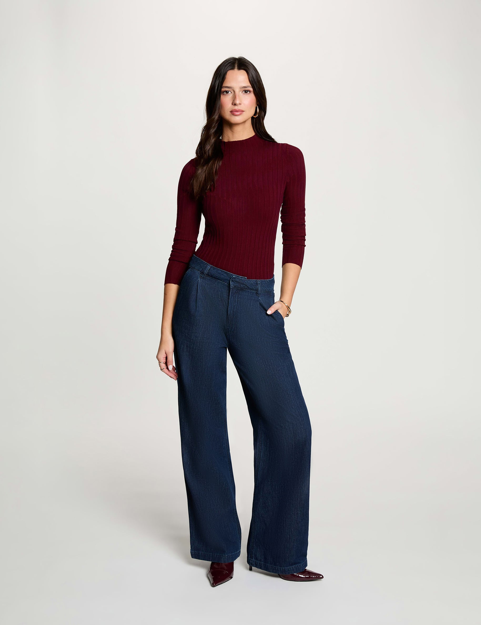 Pull cintr&eacute; col montant bordeaux femme
