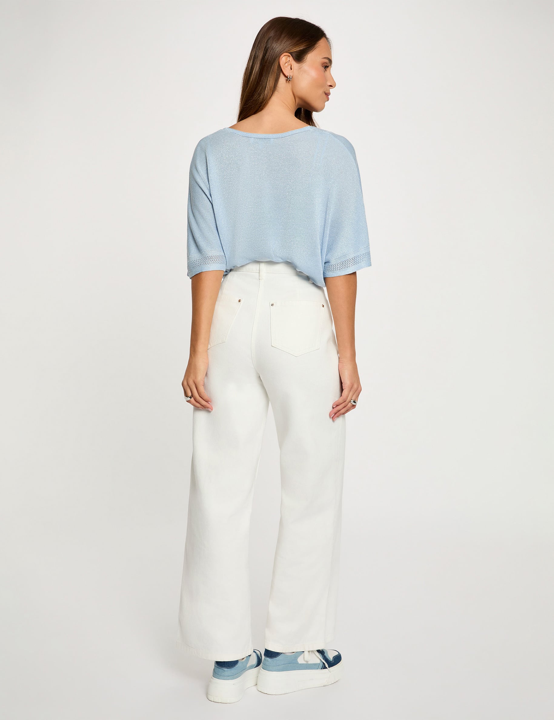 Pull col en V manches courtes bleu ciel femme