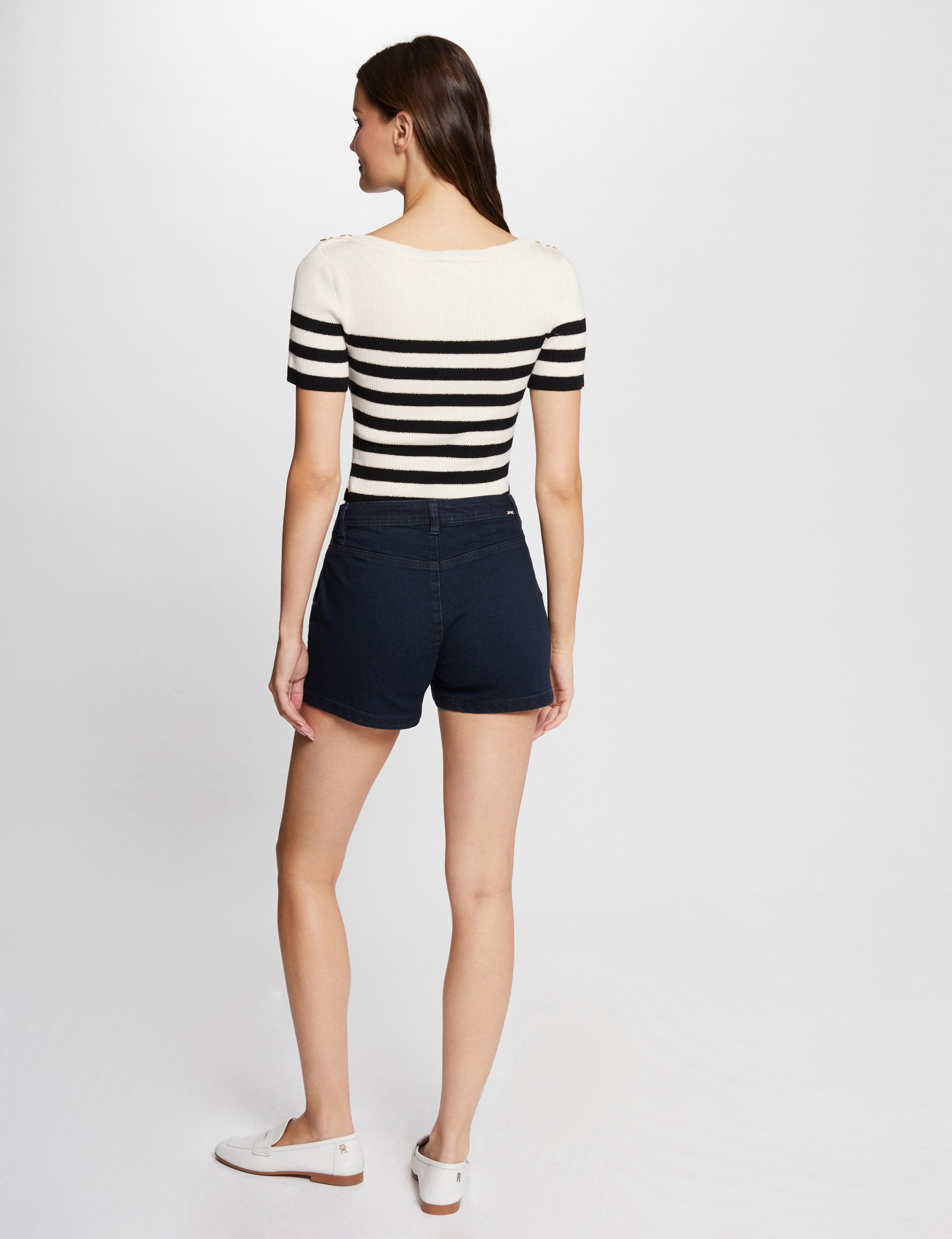 Short ajust&eacute; en jean denim brut femme