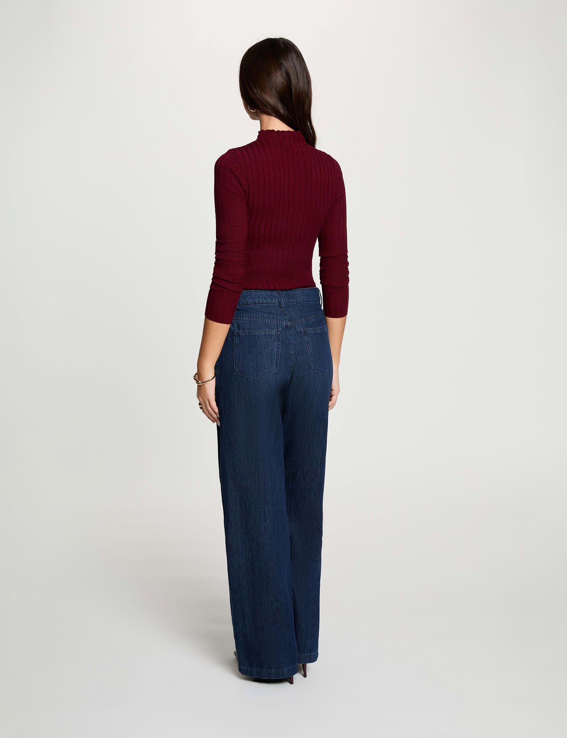 Pull cintr&eacute; col montant bordeaux femme