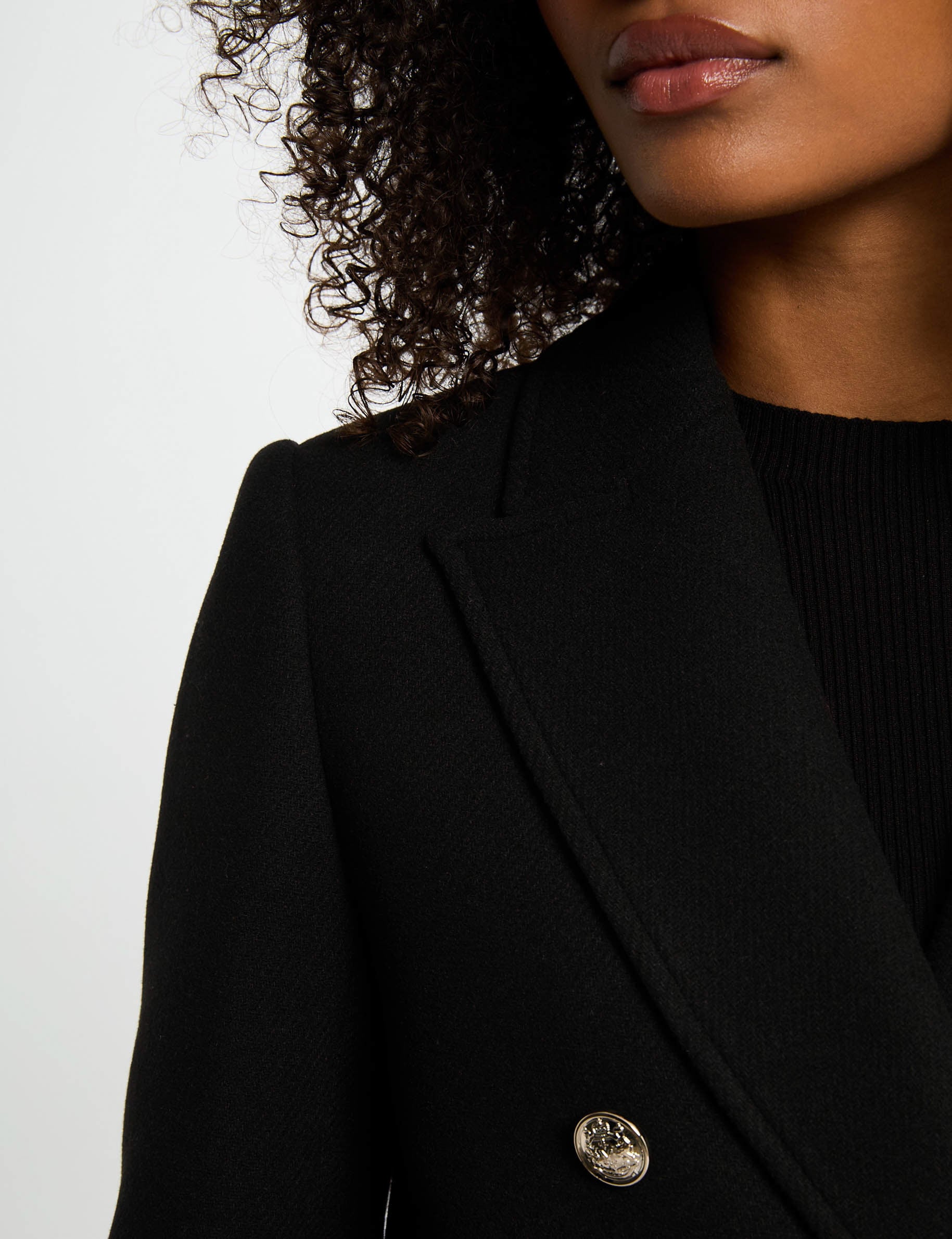 Manteau mi-long avec boutons noir femme