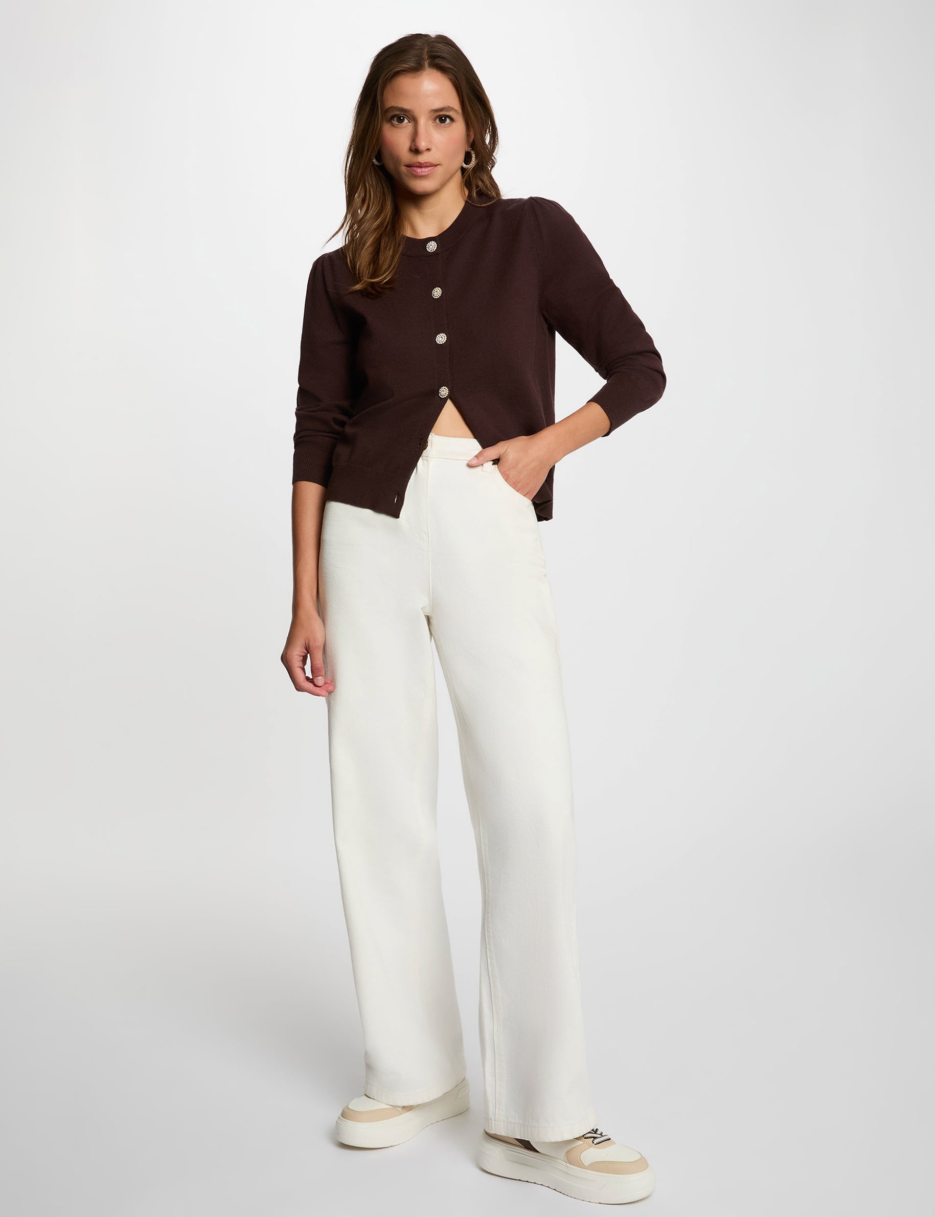 Gilet tricot col rond marron fonc&eacute; femme