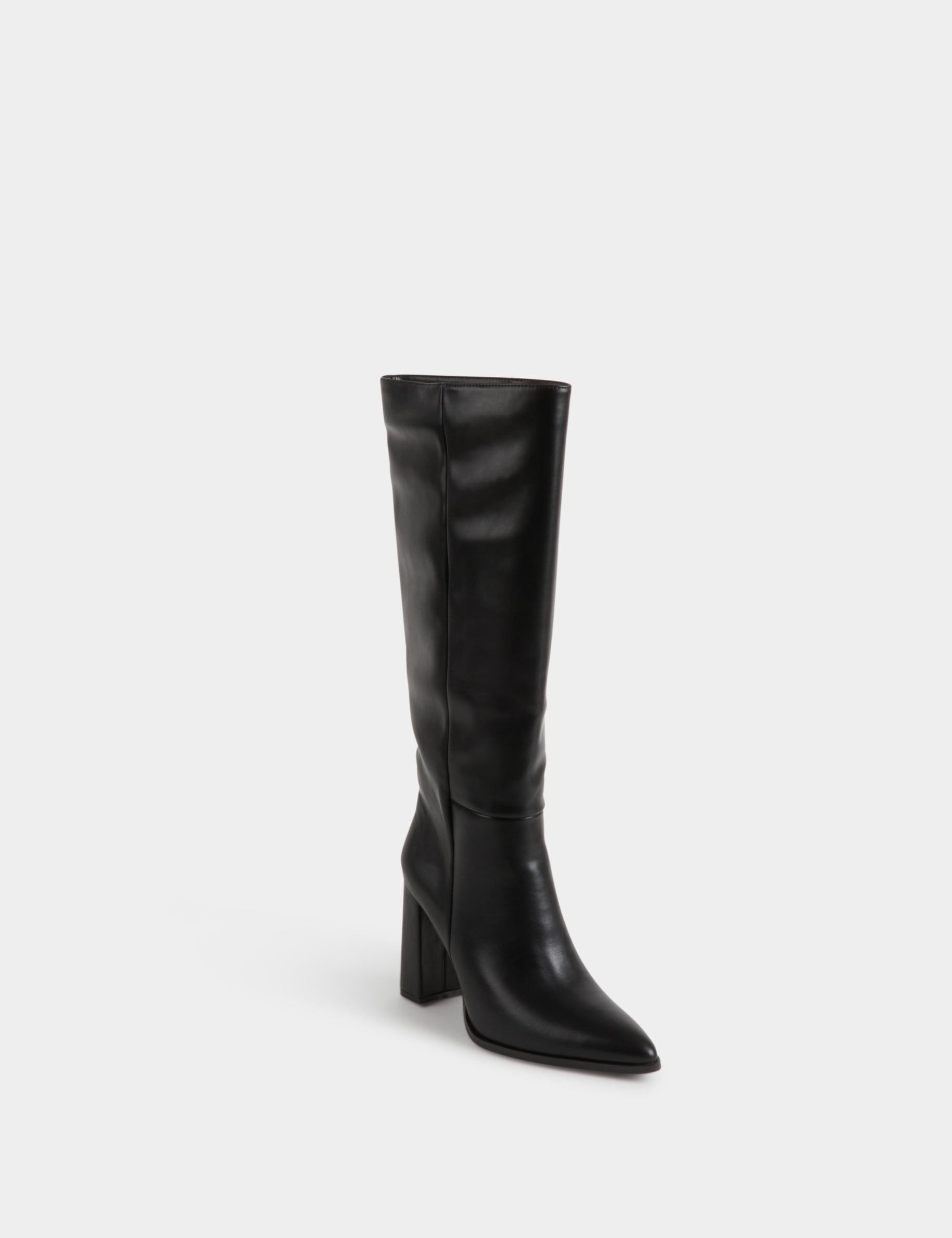 Bottes &agrave; talons et bouts pointus noir femme