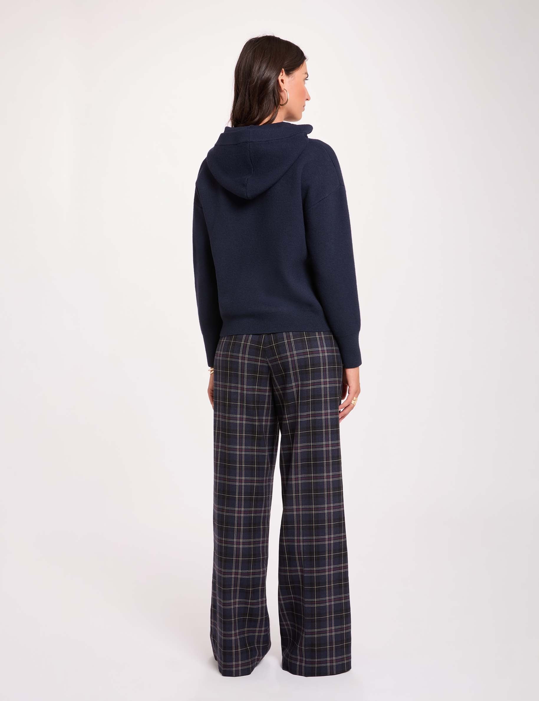 Pull &agrave; capuche bleu marine femme